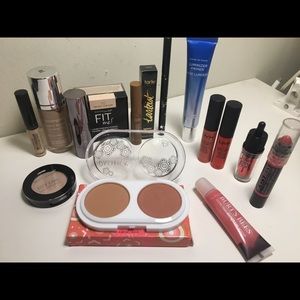 Great makeup bundle
